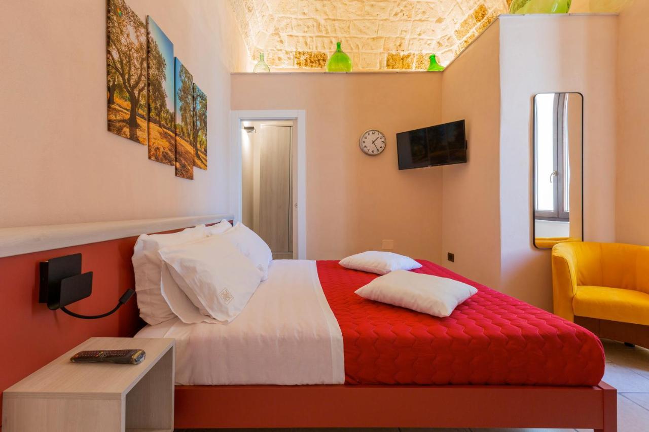 Terrae Rooms Rental Mesagne Bagian luar foto