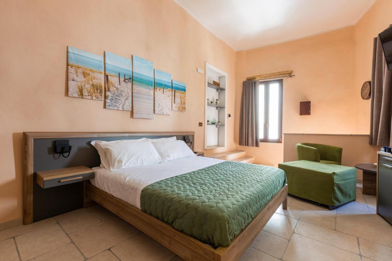 Terrae Rooms Rental Mesagne Bagian luar foto