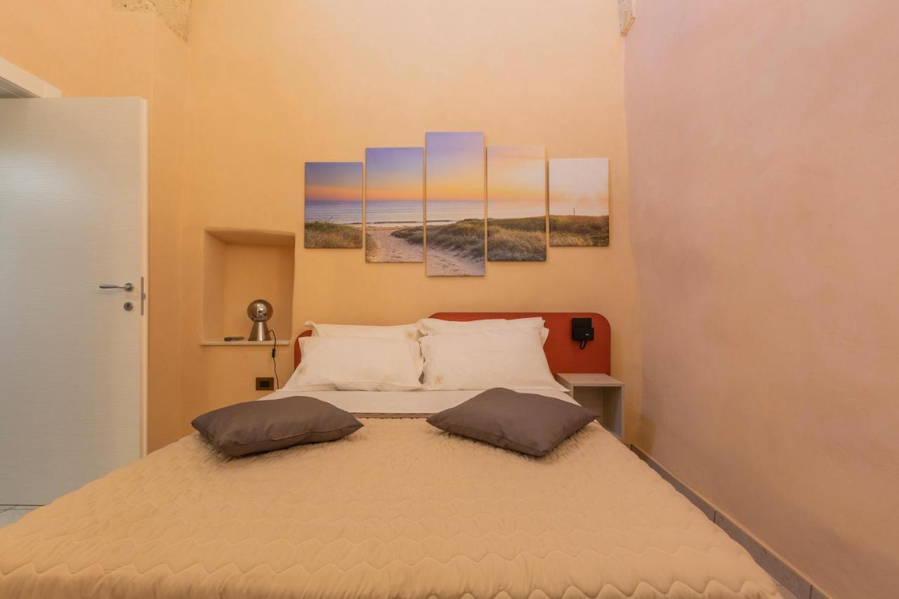 Terrae Rooms Rental Mesagne Bagian luar foto