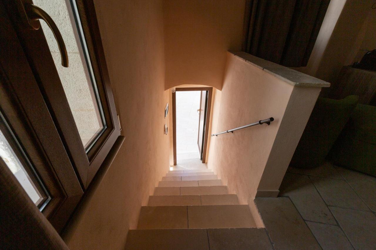 Terrae Rooms Rental Mesagne Bagian luar foto